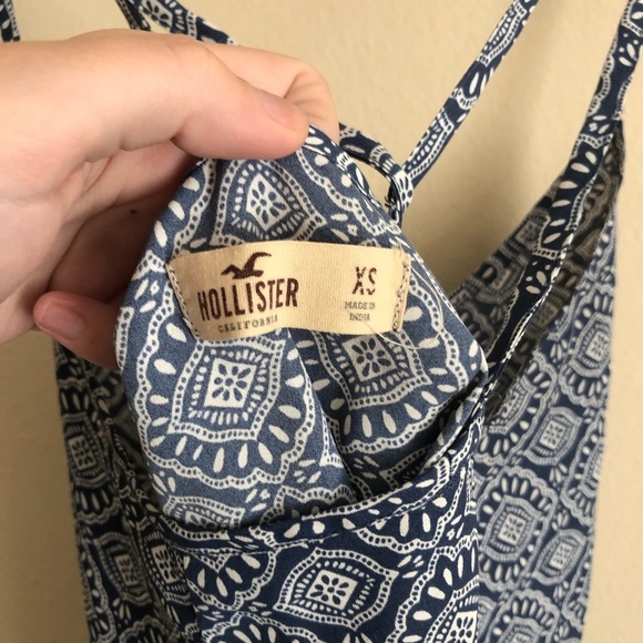 Hollister strappy back tank - Picture 3 of 6